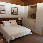 Casa Capelas Hotel 2*