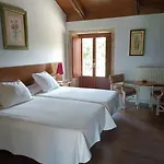 Hotel Casa Capelas 2*