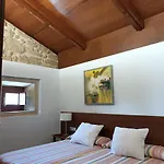 Casa Capelas 2* Villamarin (Ourense)