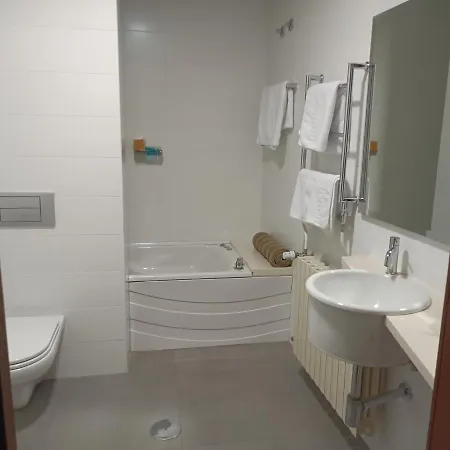 Casa Capelas 2* Villamarin (Ourense)