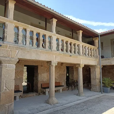 Casa Capelas
