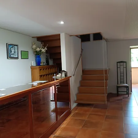 Casa Capelas 2*